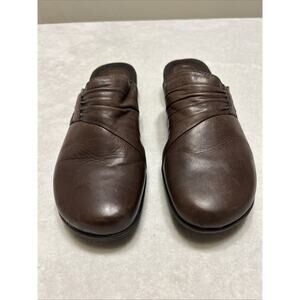 Clarks Shoes Mules Clogs Women’s Size 9 N Brown Leather Slip On Wedge Comfort
